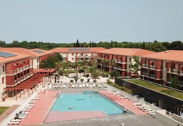 3309-t3 Dans Avec Piscine *