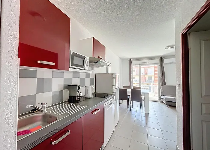3309-t3 Dans Avec Piscine Apartment